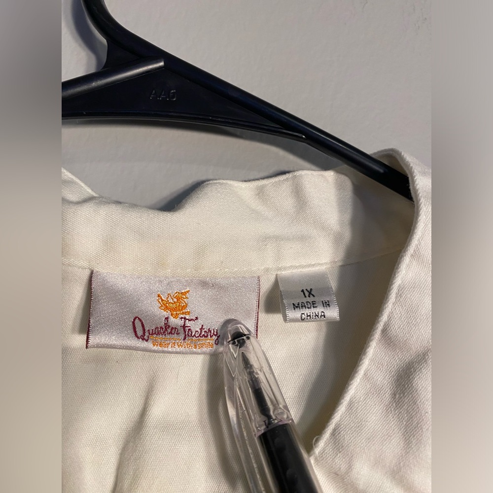Item 113 Quacker Factory Embroidered Floral White Jacket - Picture 8 of 8
